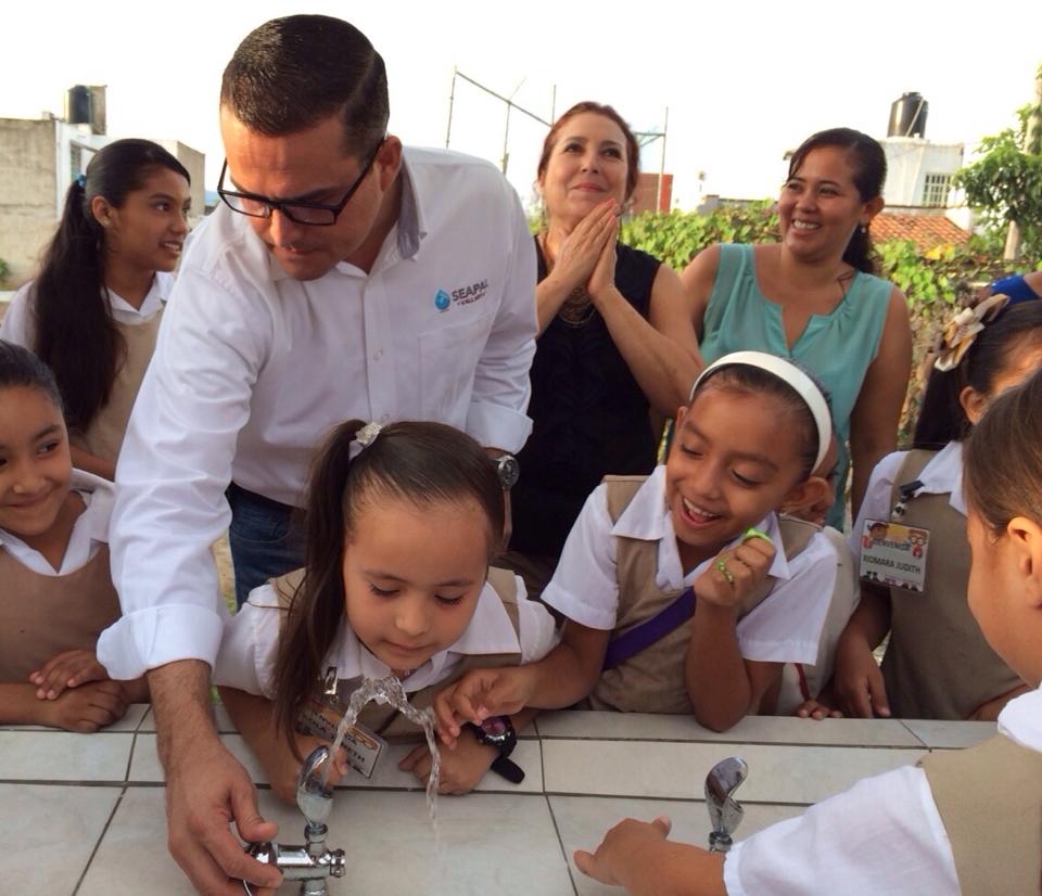 Primaria José Othón ya tiene Bebederos Escolares