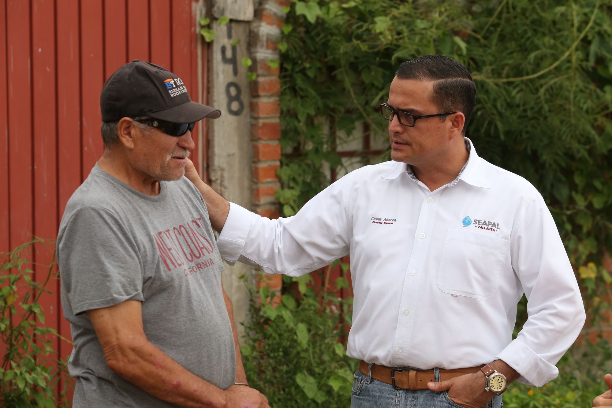 Eficienta Seapal distribución de agua potable en la 5 de Diciembre