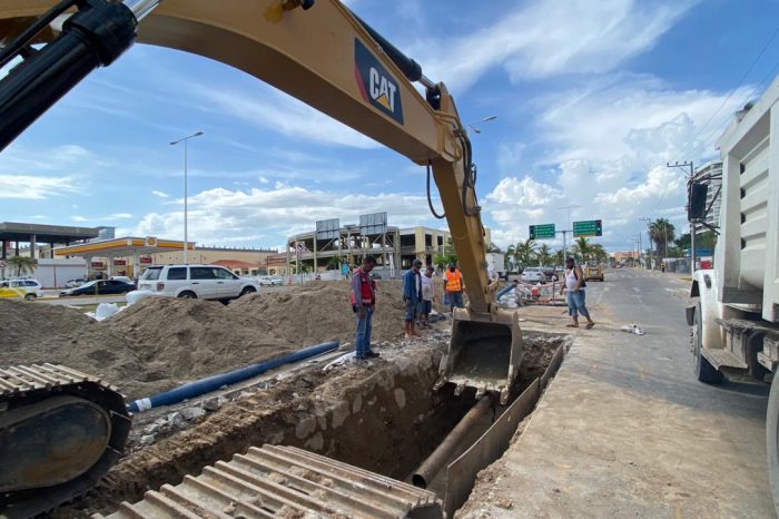 Rehabilita SEAPAL subcolector Educación en avenida de ingreso