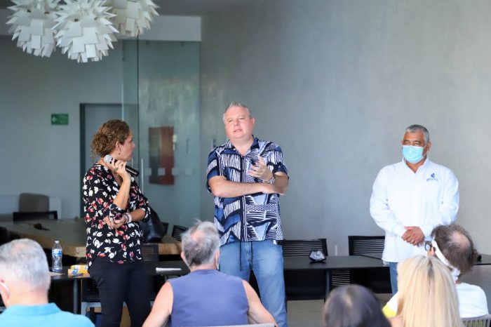 Se anticipa SEAPAL a obra en calle Santa Bárbara para normalizar abasto de agua