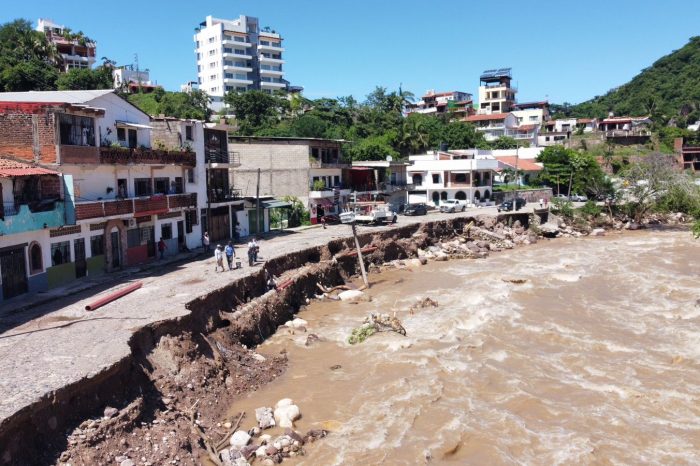 Avanza recuperación de caudales de agua potable tras paso del huracán “Lidia”